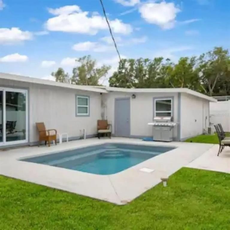 2539 Trinidad Street - Photo 2