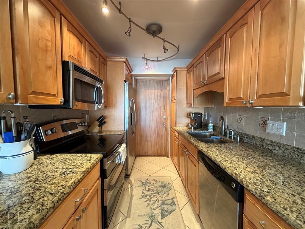 3806 Gulf Of Mexico Drive - Photo 2