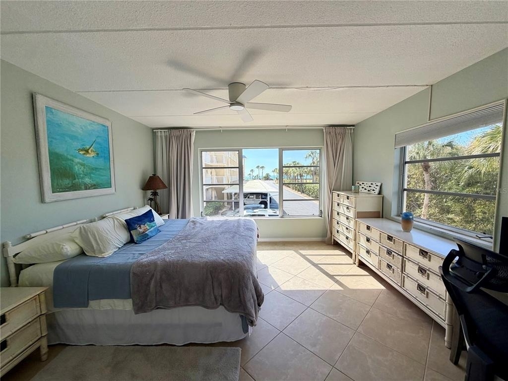 3806 Gulf Of Mexico Drive - Photo 12