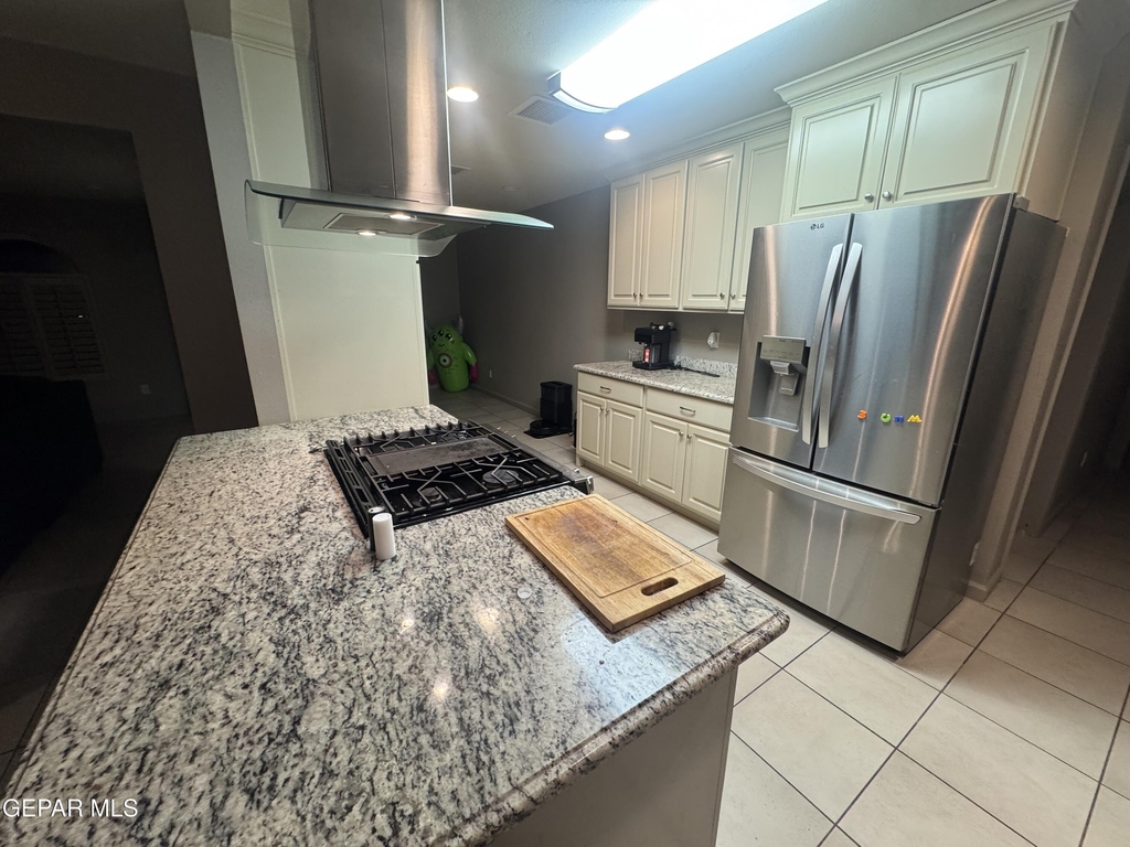 6437 Dawn Drive - Photo 4