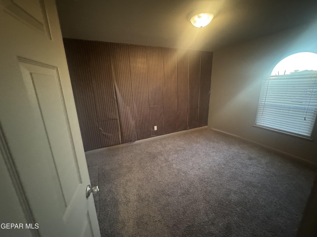 6437 Dawn Drive - Photo 11