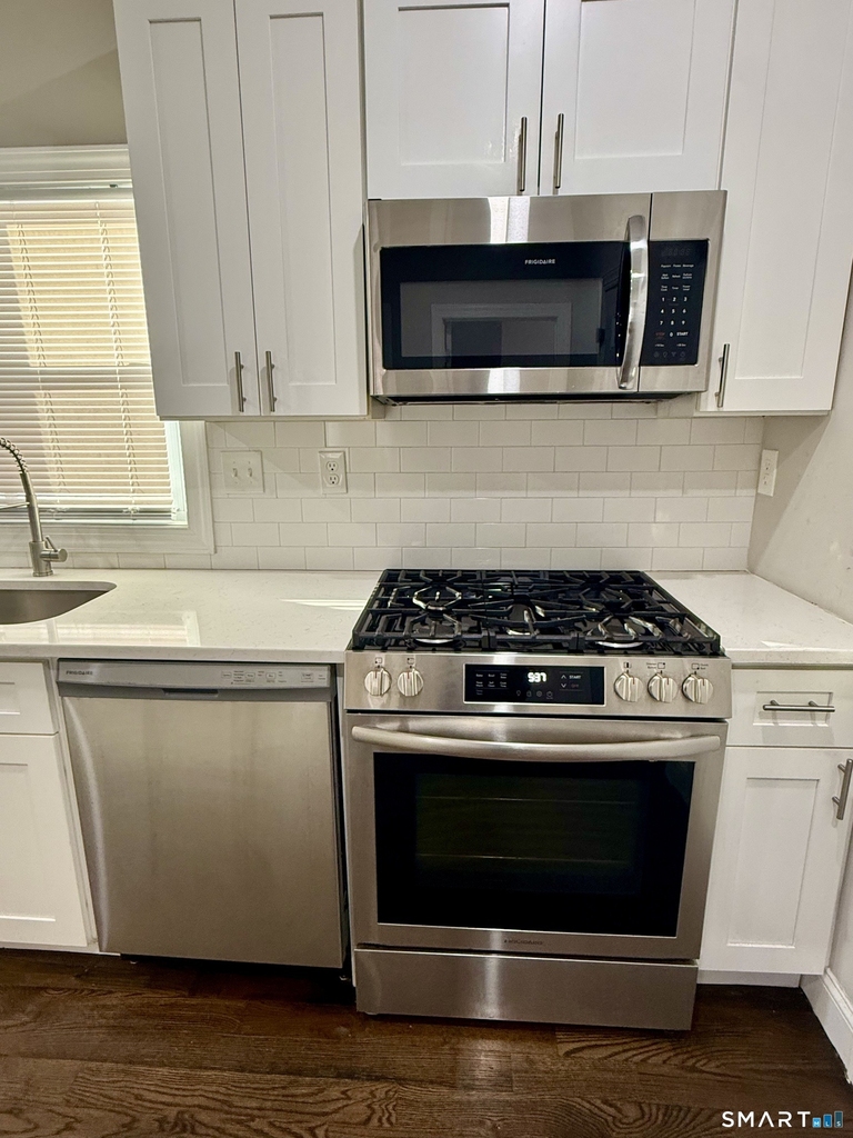 414 Wood Avenue - Photo 1