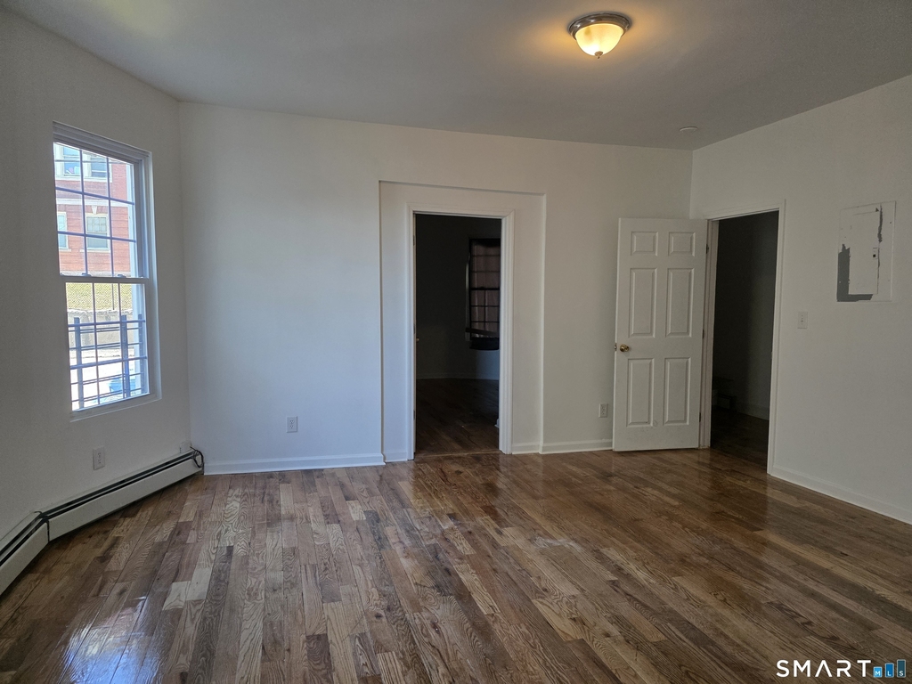 120 Easton Avenue - Photo 4