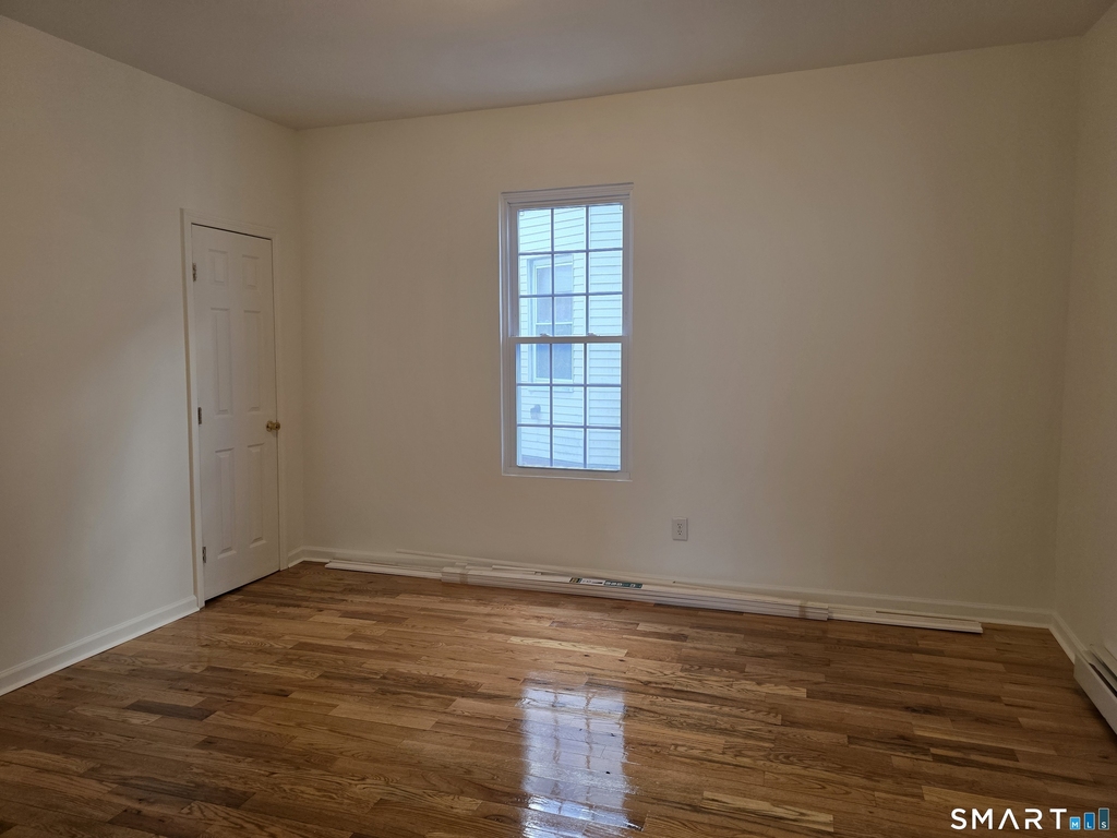 120 Easton Avenue - Photo 8