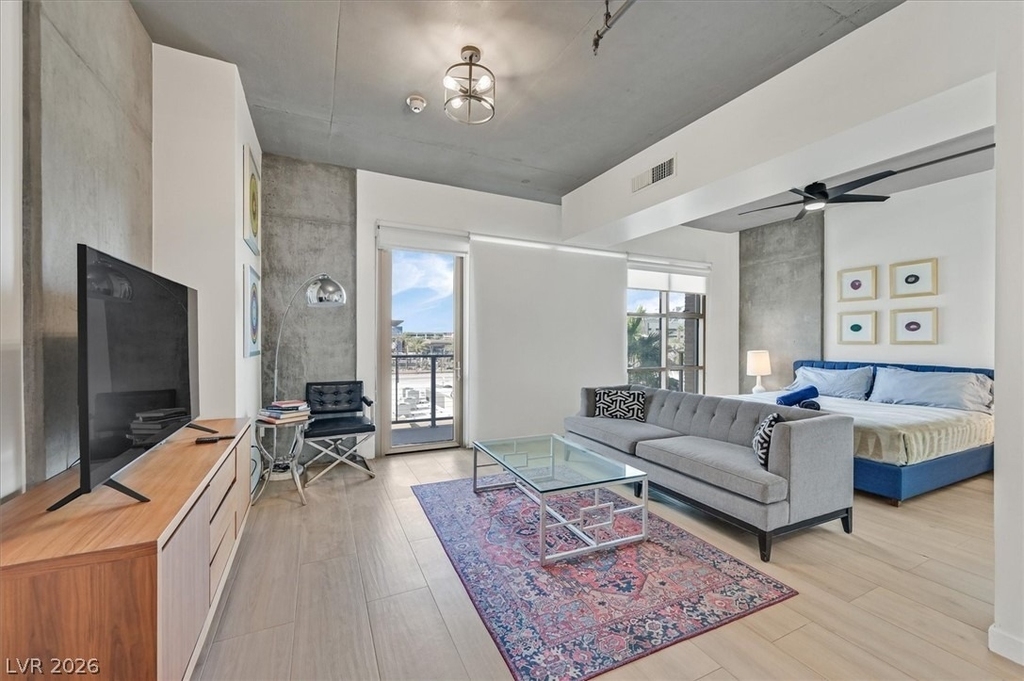 353 E Bonneville Avenue - Photo 4