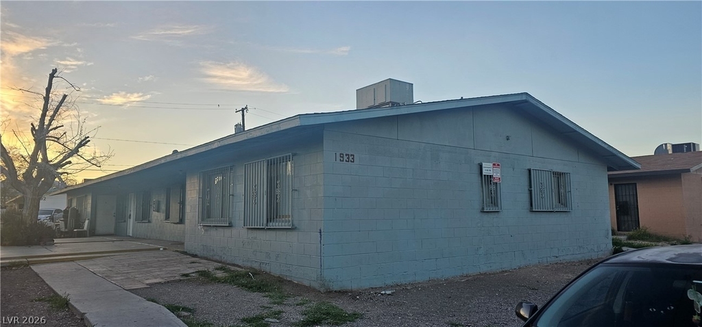 1933 Alwill Street - Photo 0