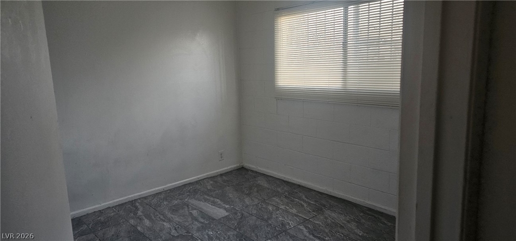 1933 Alwill Street - Photo 3