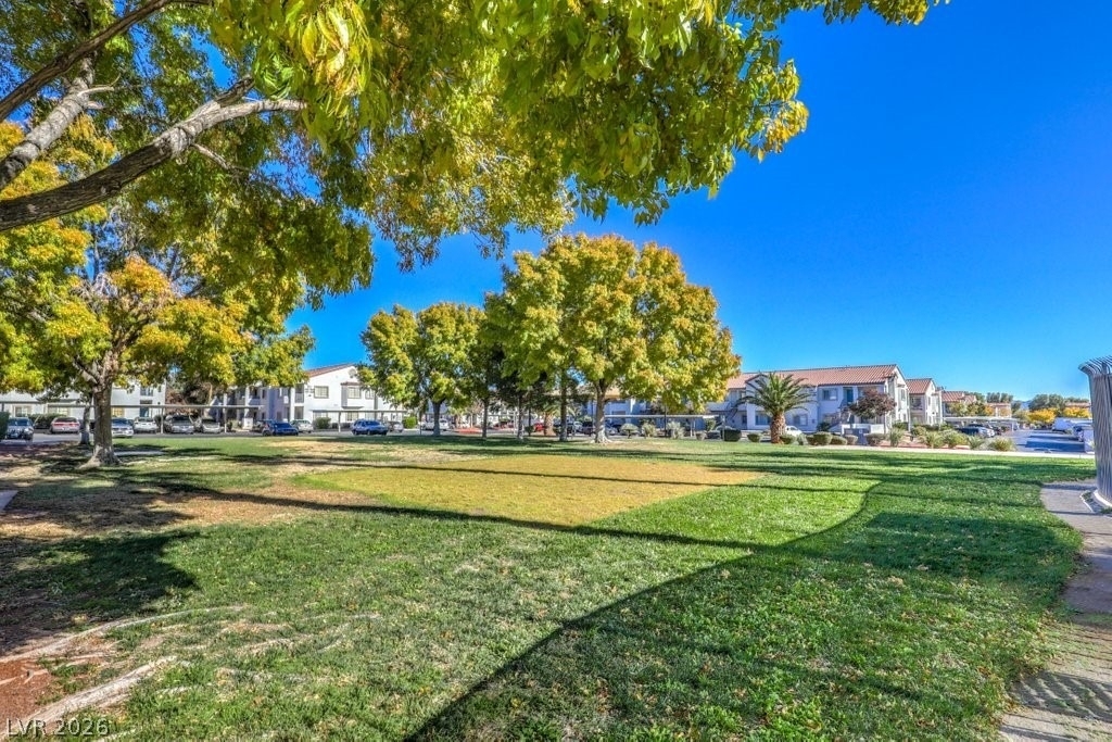 3318 N Decatur Boulevard - Photo 4