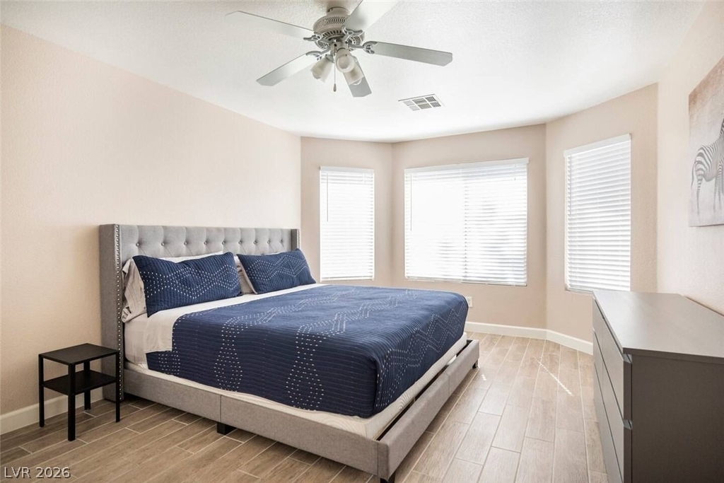 4995 Nardini Avenue - Photo 5