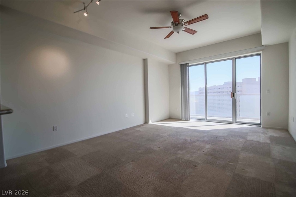 8255 Las Vegas Boulevard - Photo 2