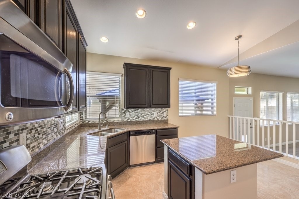 646 Ember Rock Avenue - Photo 13
