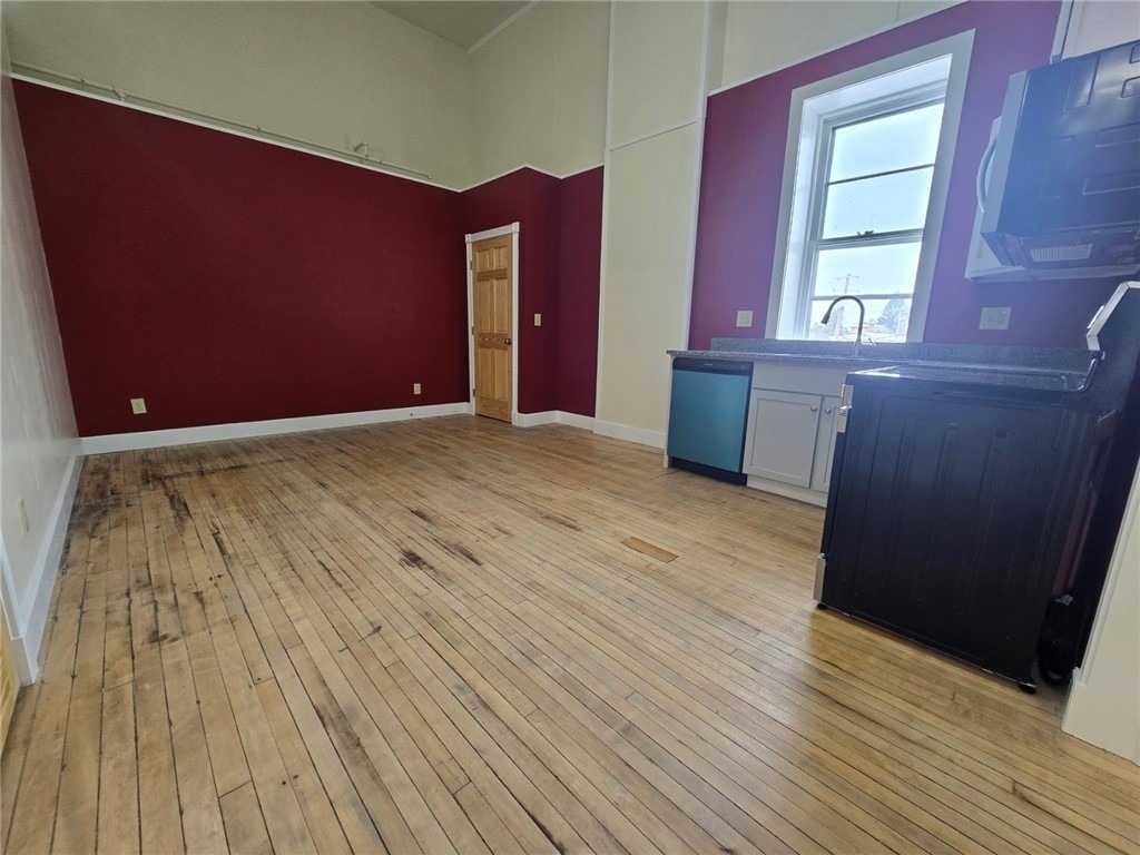 27 E Main Street - Photo 2