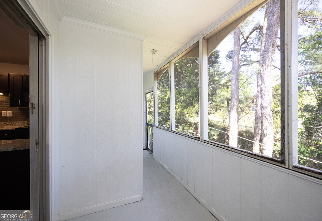 4883 Roswell Road - Photo 13