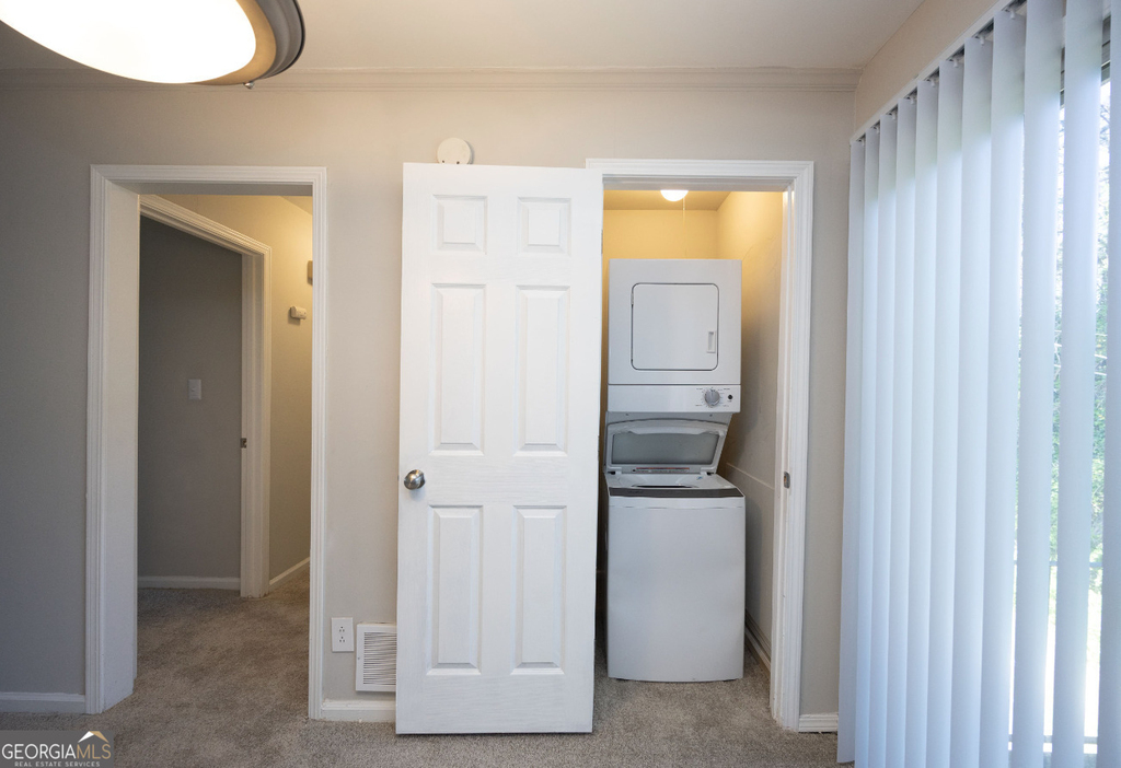 4883 Roswell Road - Photo 11