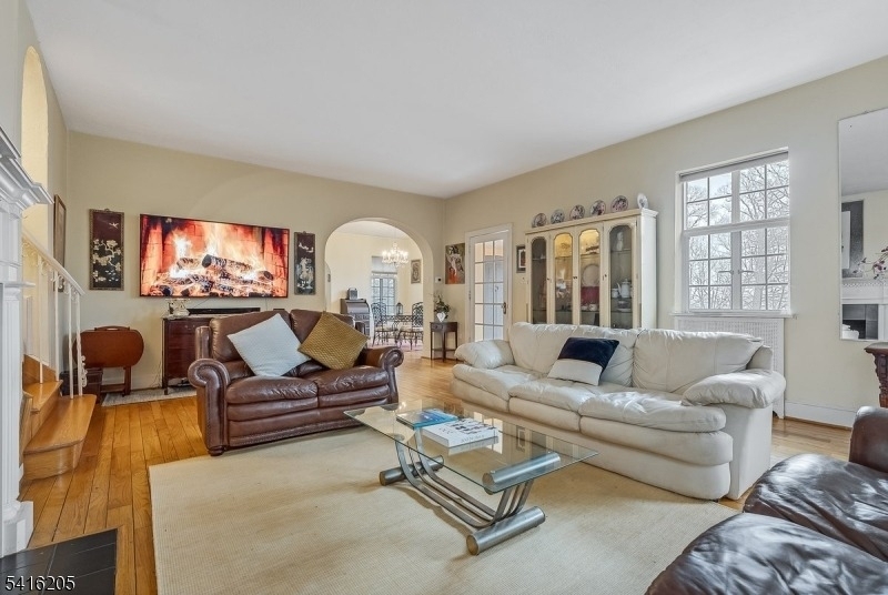 123 N Wyoming Ave - Photo 3