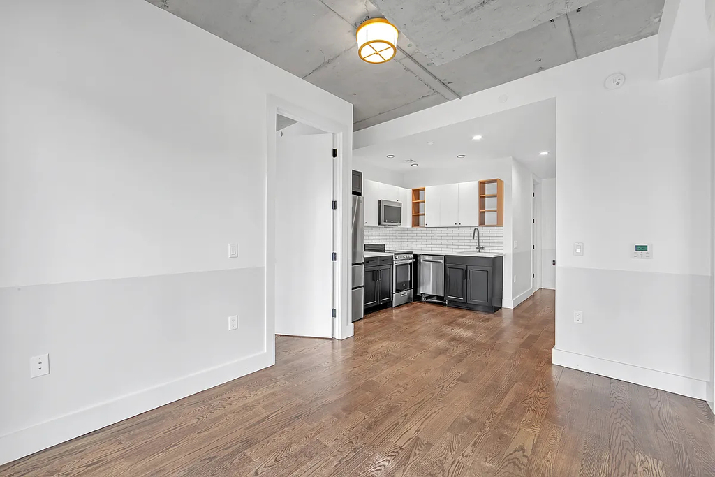 31-27 37th Street - Photo 2