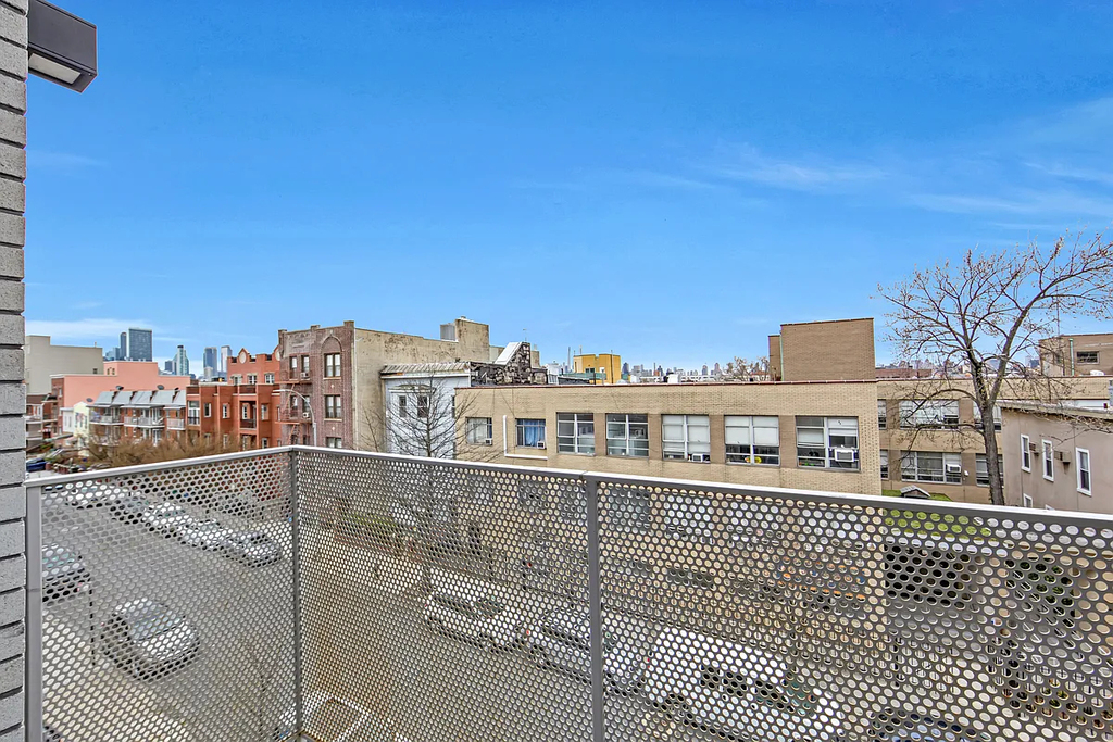 31-27 37th Street - Photo 13