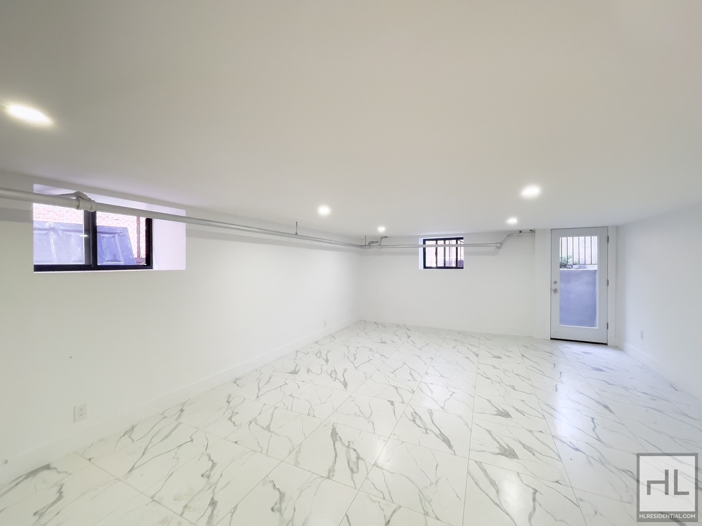 115 Carlton Avenue - Photo 17