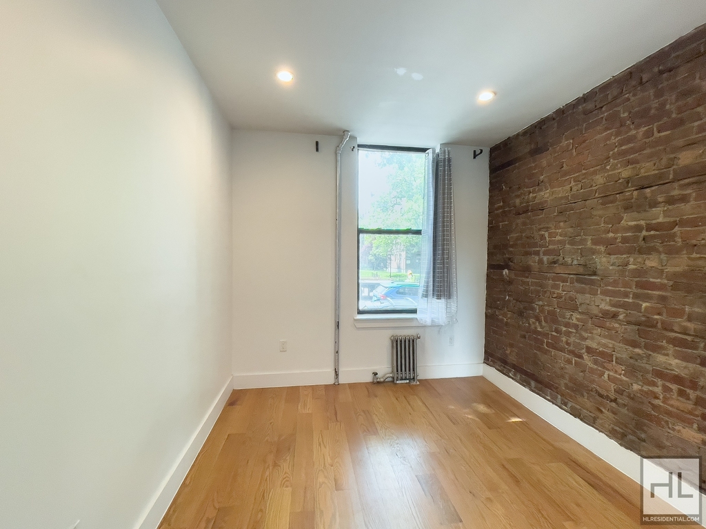 115 Carlton Avenue - Photo 8