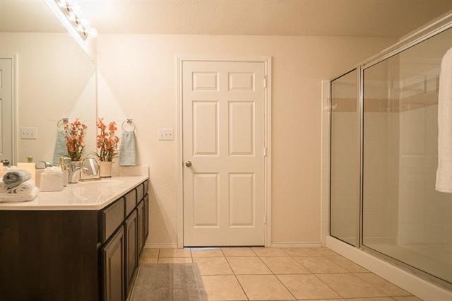 380 Solon Road - Photo 3