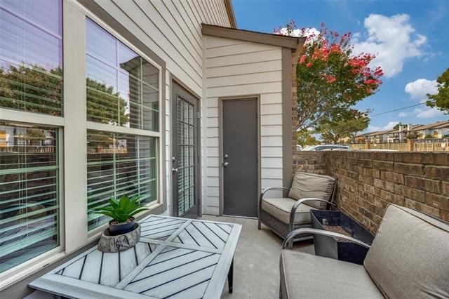6108 Abrams Road - Photo 9