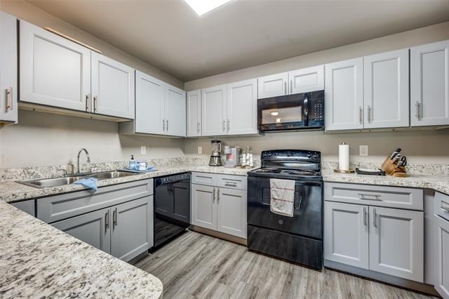 6108 Abrams Road - Photo 6