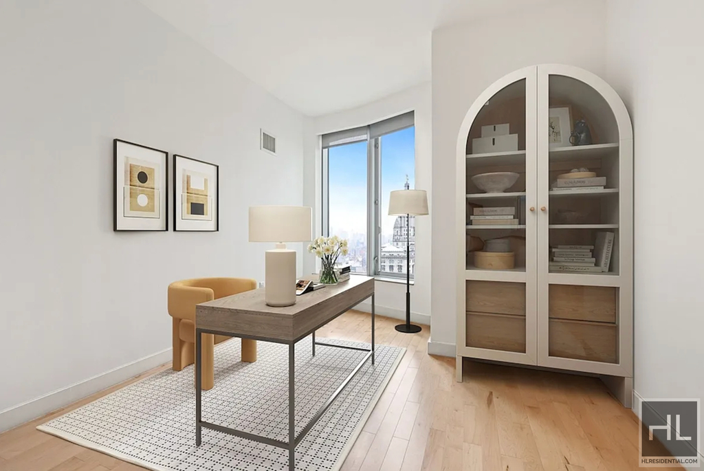 Spruce Street - Photo 5