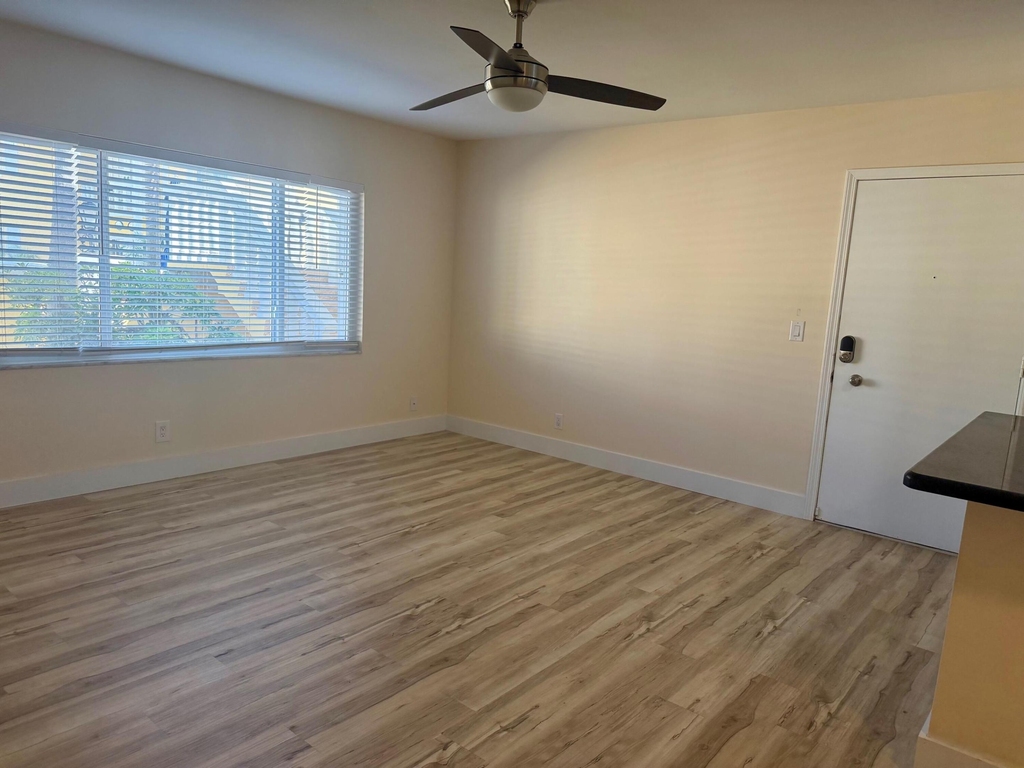 2230 Ne 56th Place - Photo 5