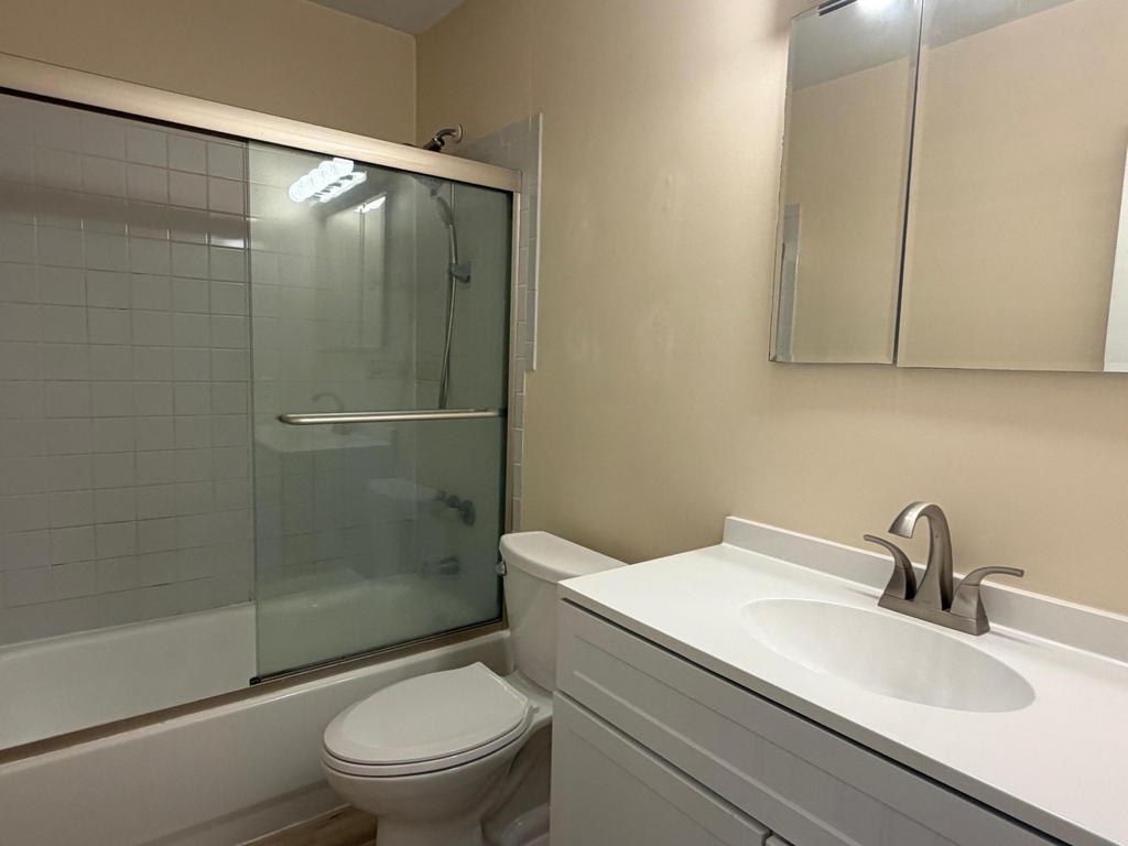 2230 Ne 56th Place - Photo 7