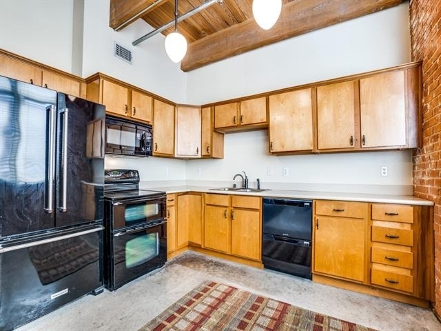 509 Elm Street - Photo 5