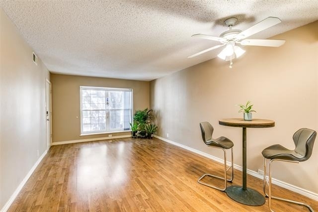 5322 Fleetwood Oaks Avenue - Photo 8