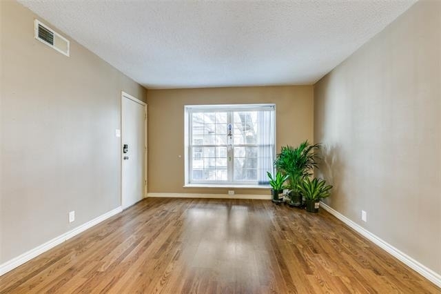 5322 Fleetwood Oaks Avenue - Photo 5