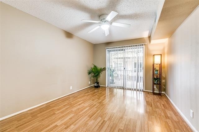 5322 Fleetwood Oaks Avenue - Photo 14