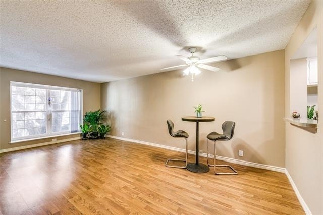 5322 Fleetwood Oaks Avenue - Photo 9