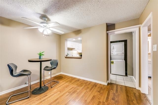5322 Fleetwood Oaks Avenue - Photo 10