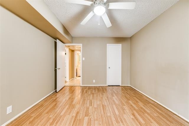5322 Fleetwood Oaks Avenue - Photo 16