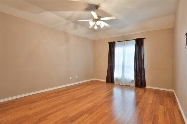 11921 Kingsville Drive - Photo 13