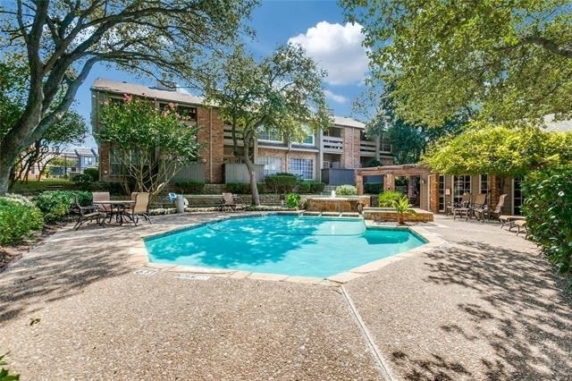 9801 Royal Lane - Photo 11