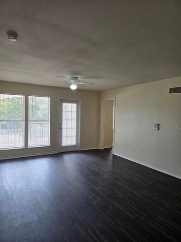 1001 Redwood Avenue - Photo 1