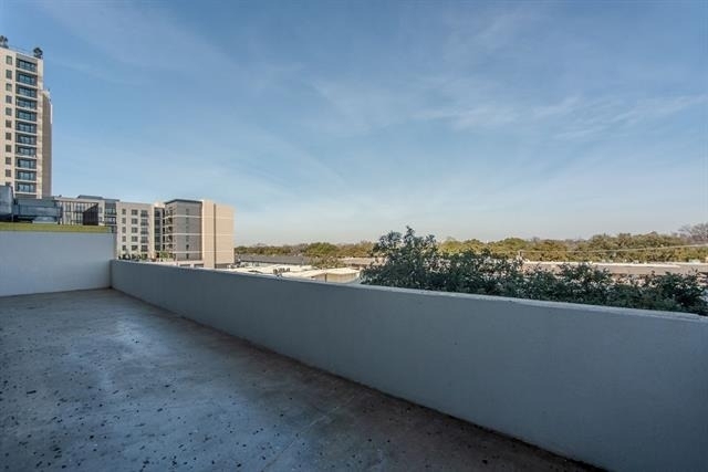 6335 W Northwest Highway - Photo 23