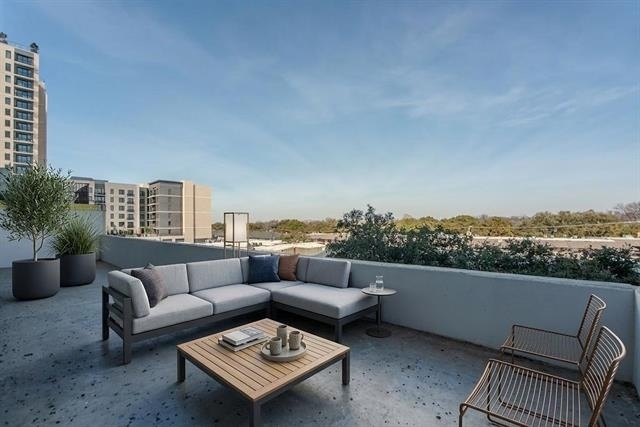 6335 W Northwest Highway - Photo 22