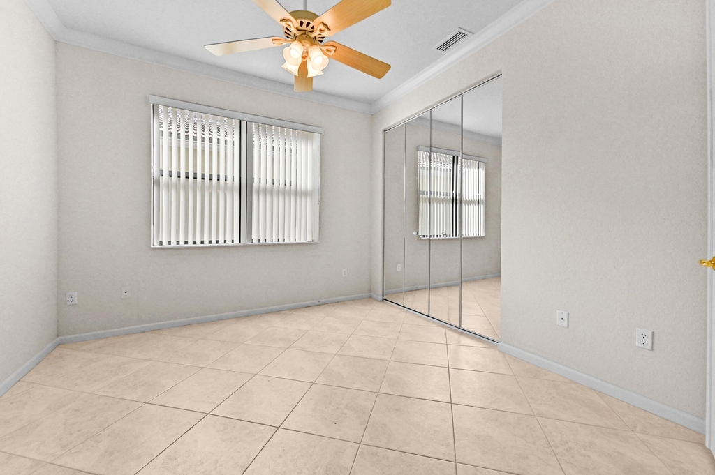 6823 Fabiano Circle - Photo 13