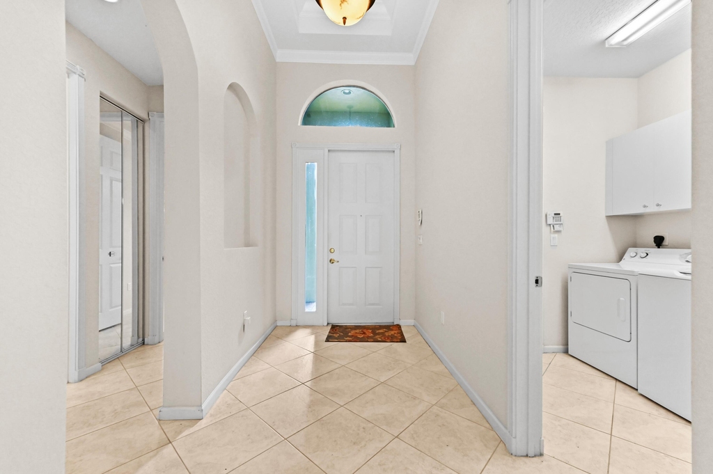 6823 Fabiano Circle - Photo 4