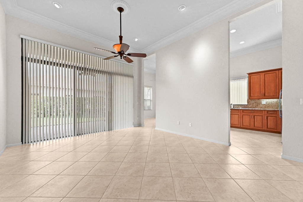 6823 Fabiano Circle - Photo 17