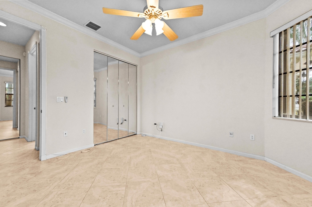 6823 Fabiano Circle - Photo 8
