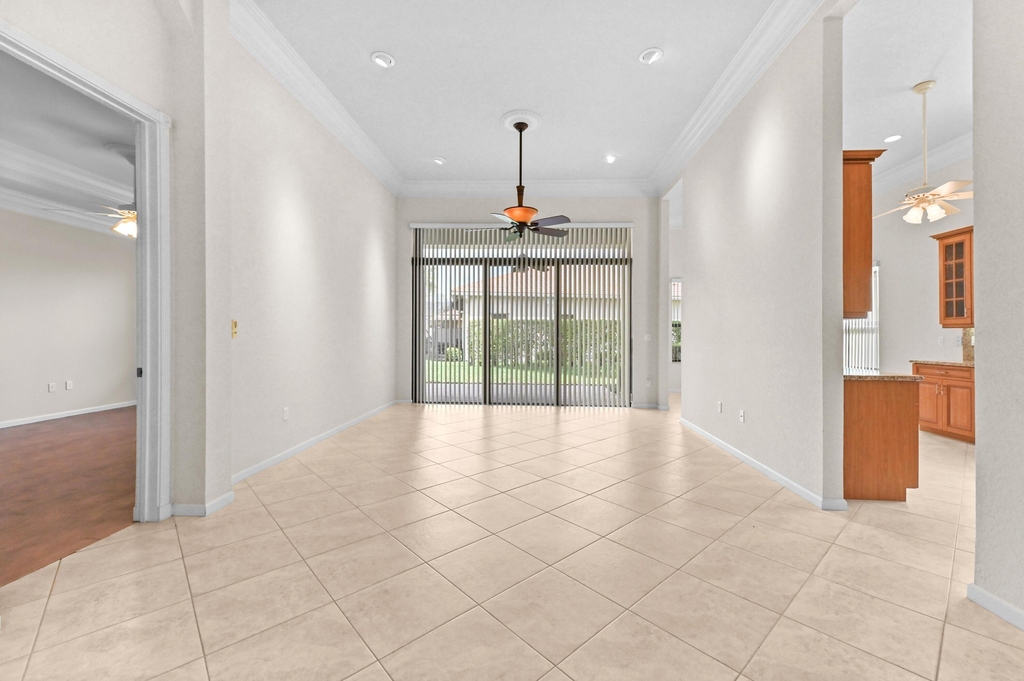 6823 Fabiano Circle - Photo 15