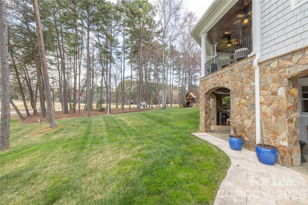 19001 Double Eagle Drive - Photo 36