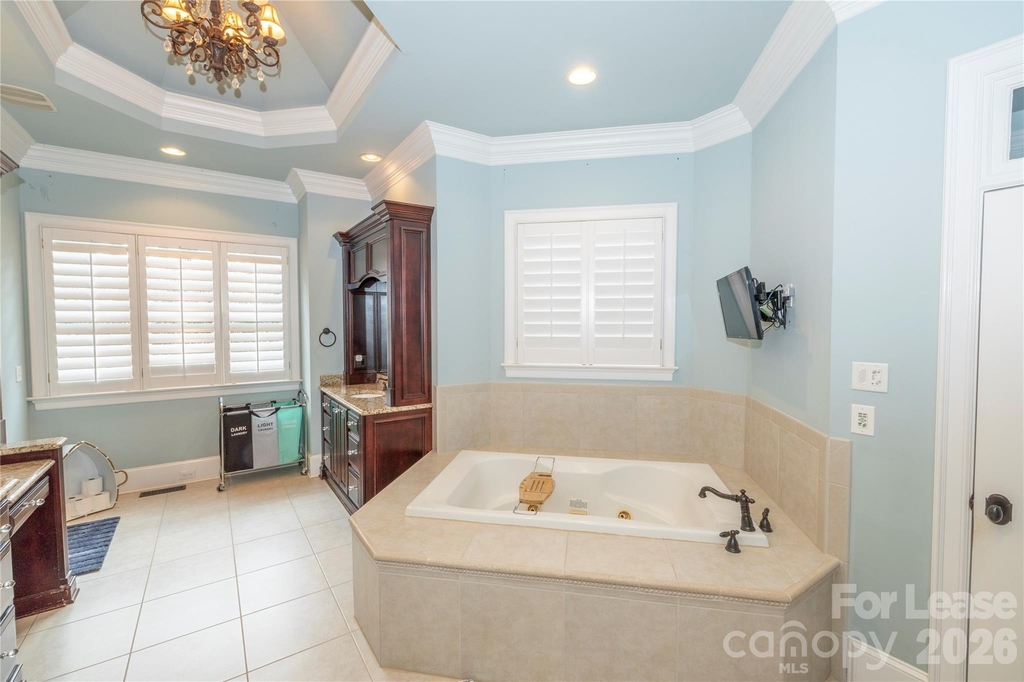 19001 Double Eagle Drive - Photo 9