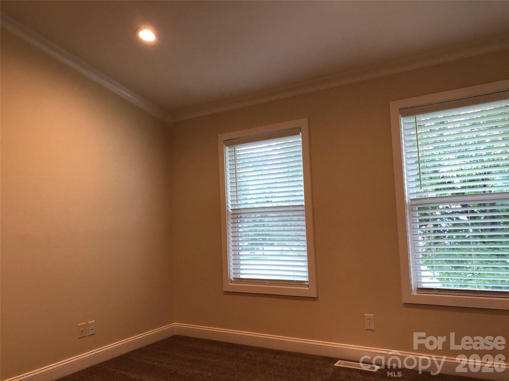 7211 Grassy Knob Court - Photo 11