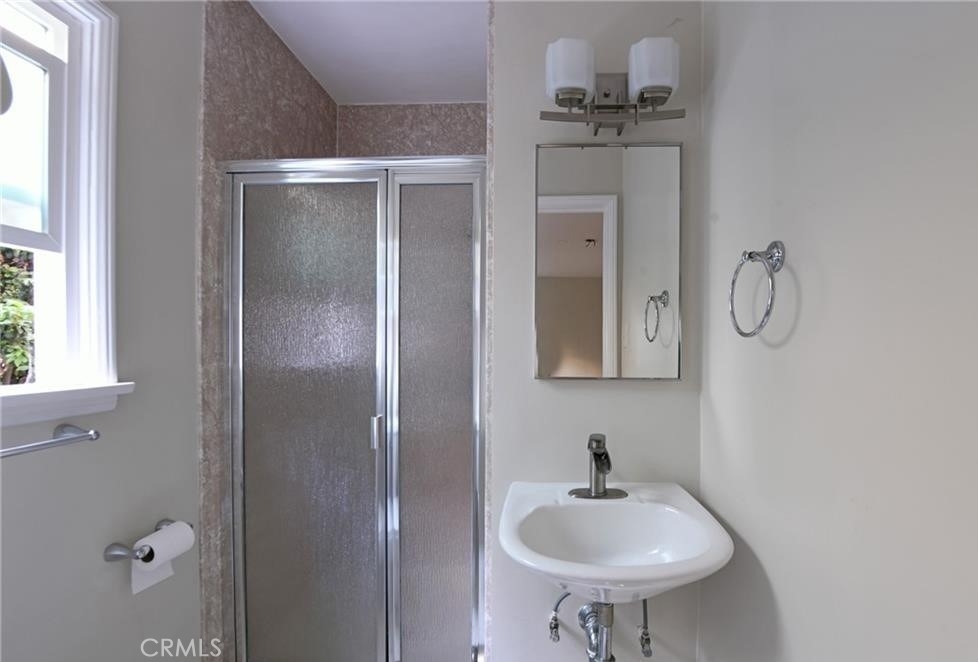 11061 Ohio Avenue - Photo 9